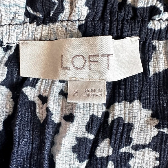 LOFT Navy Blue Floral Print Off Shoulder Blouse Bell Sleeve Ruffled Women’s Top - Picture 5 of 6